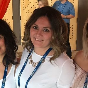 Meet your Posher, Nina